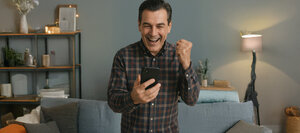 Aktien online handeln:
jetzt durchstarten Aktien online handeln:
jetzt durchstarten